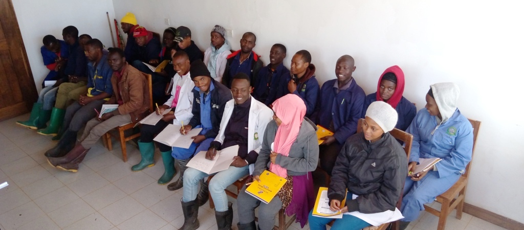 Field Practical Training at TARI - Kifyulilo, for NTA level 5 and 6 students from National Sugar Institute (NSI) and MATI - uyole Mbeya July, 2021. 