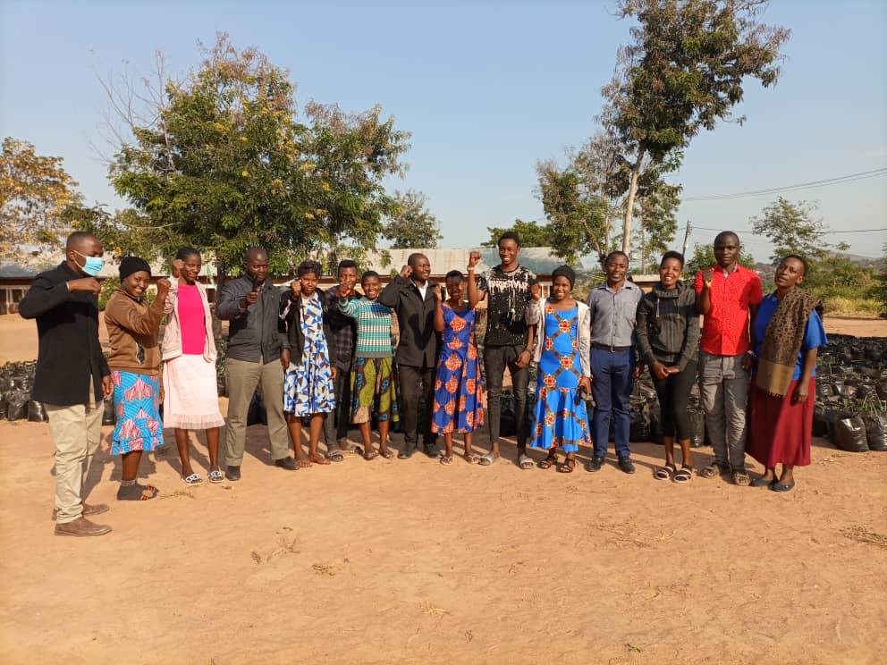 Group photo Tari Kihinga staffs and Mati Mubondo students on the final day of their field practical training which started from 05th July, 2021 to 27th July, 2021 at TARI Kihinga.