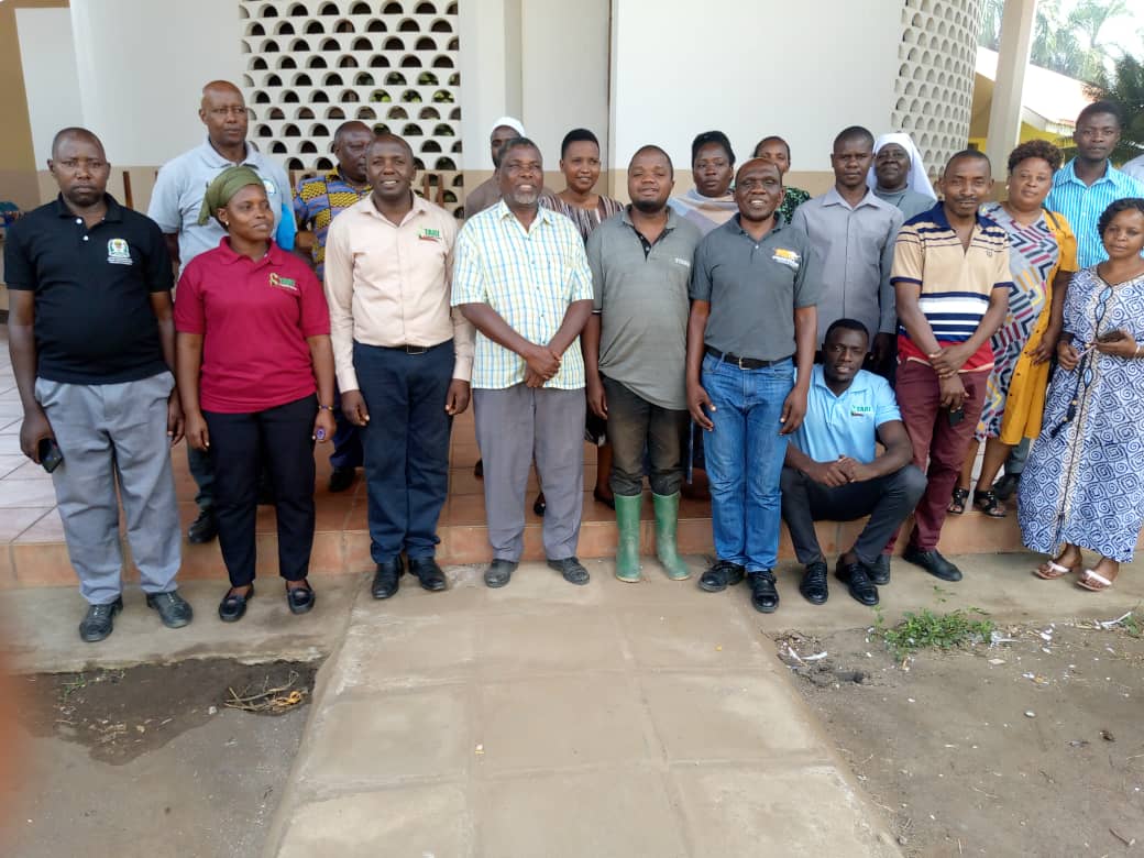 TARI IFAKARA IN COLLABORATION WITH AFRICAN WILDLIFE FOUNDATION (AWF) HAVE CONDUCTED COCOA FARMING TRAINING AT MLIMBA COUNCIL KILOMBERO DISTRICT.