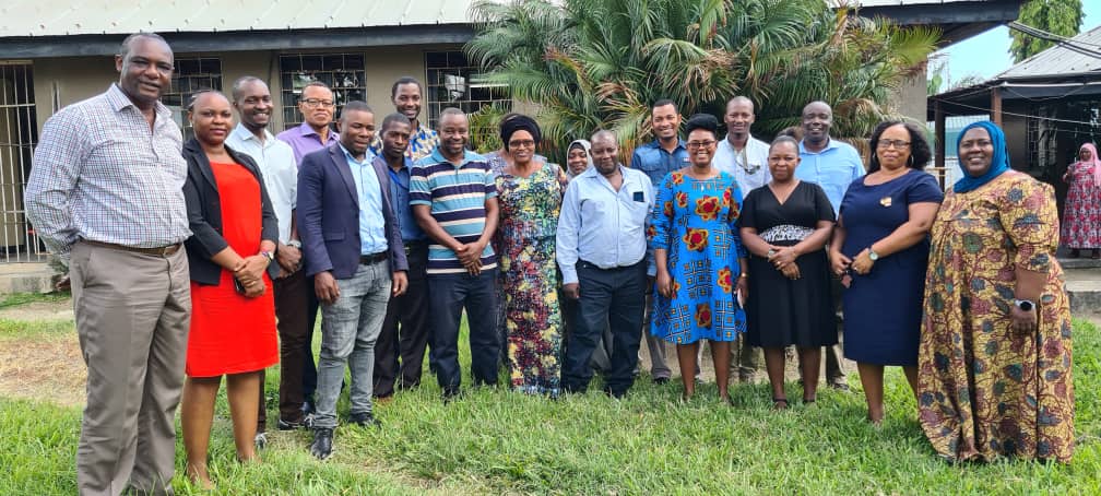 Pineapple project stakeholders had a discussion meeting on 24 March. 2022 to officially launch the project at TARI – Mikocheni