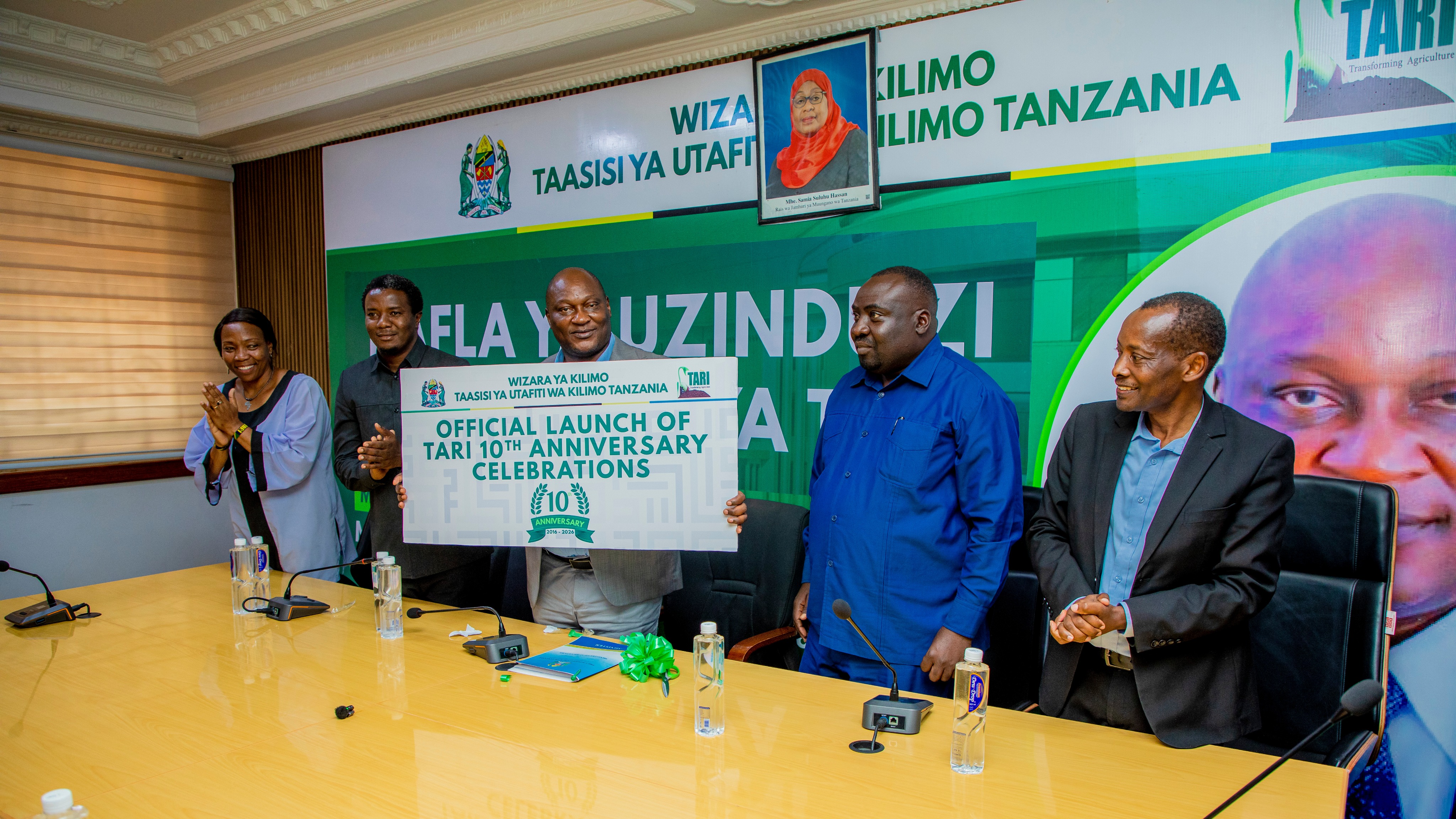 WAZIRI WA KILIMO AZINDUA MAADHIMISHO YA MIAKA KUMI YA TARI