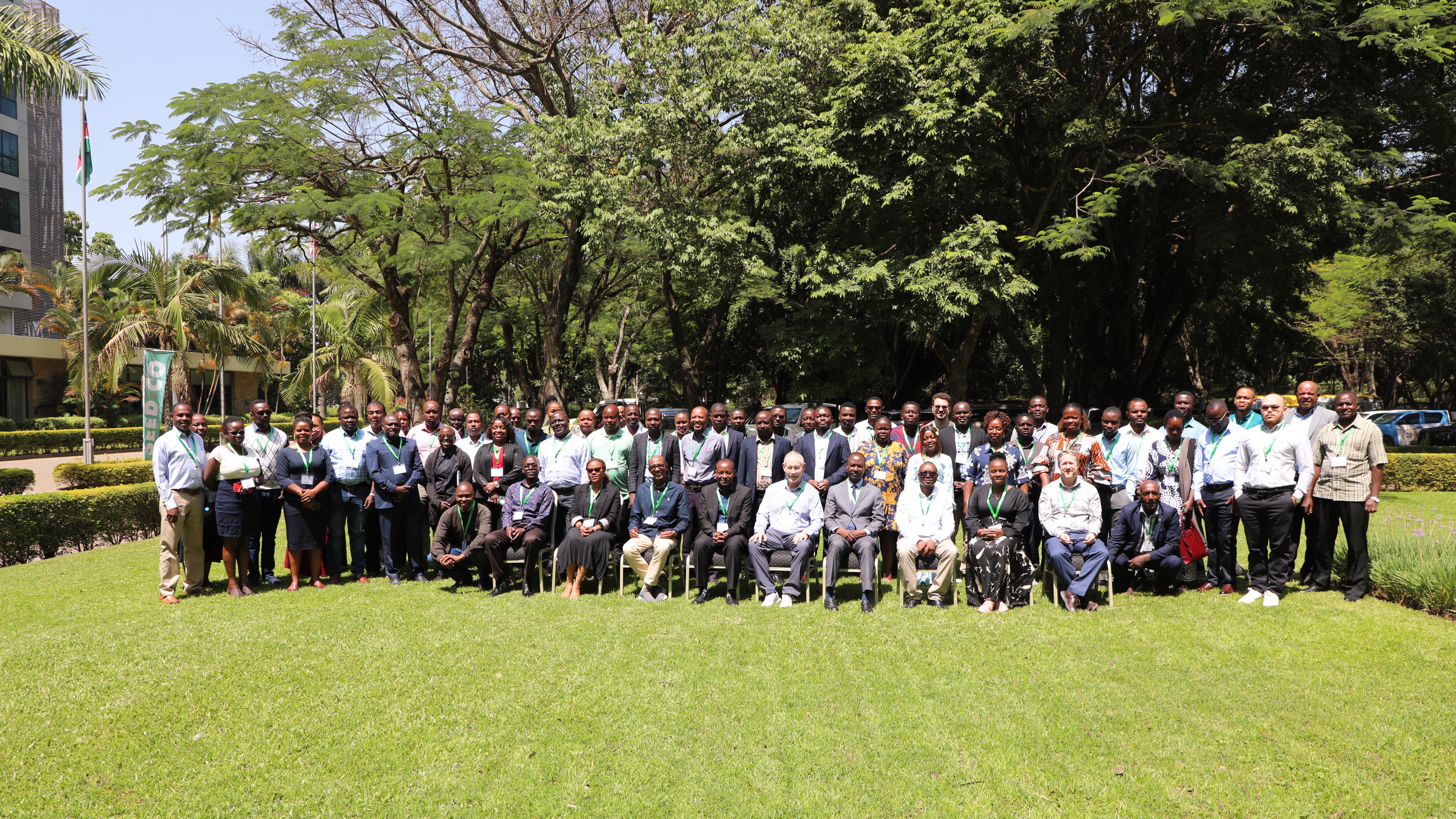 TARI NA WADAU WA MBEGU WAUNGANA KUTATUA KITENDAWILI CHA MASOKO.